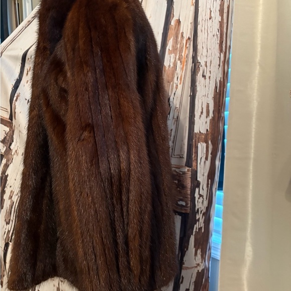 Elegant Brown genuine mink Coat - Picture 4 of 8